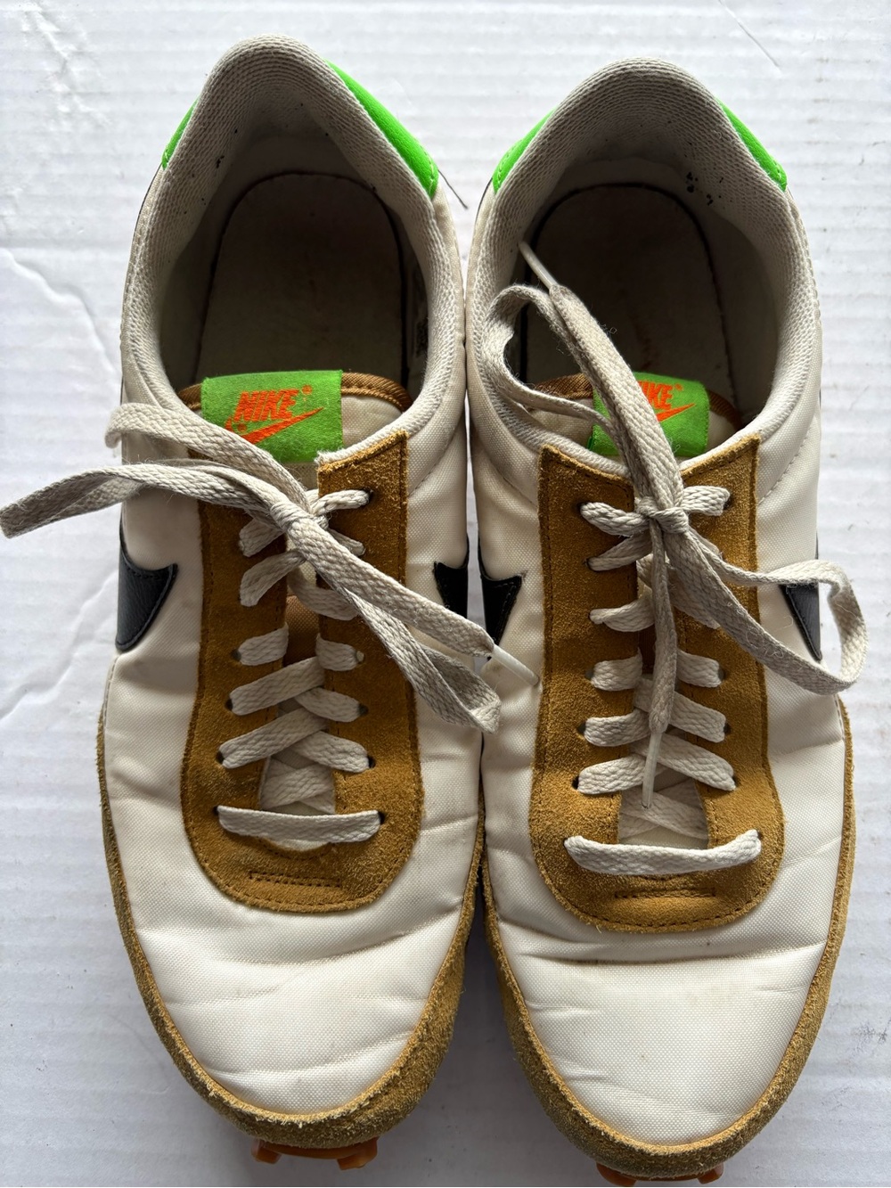 Nike Women’s White, Rust and Black Surde Retro Trainer with Neon Green Accents